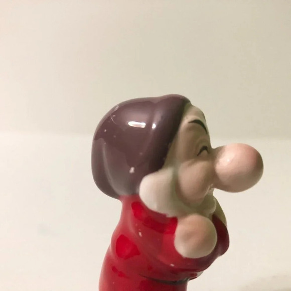 Grumpy Figurine Snow White  Dwarfs Disney Figure 3 Inch Tall - Picture 8 of 14